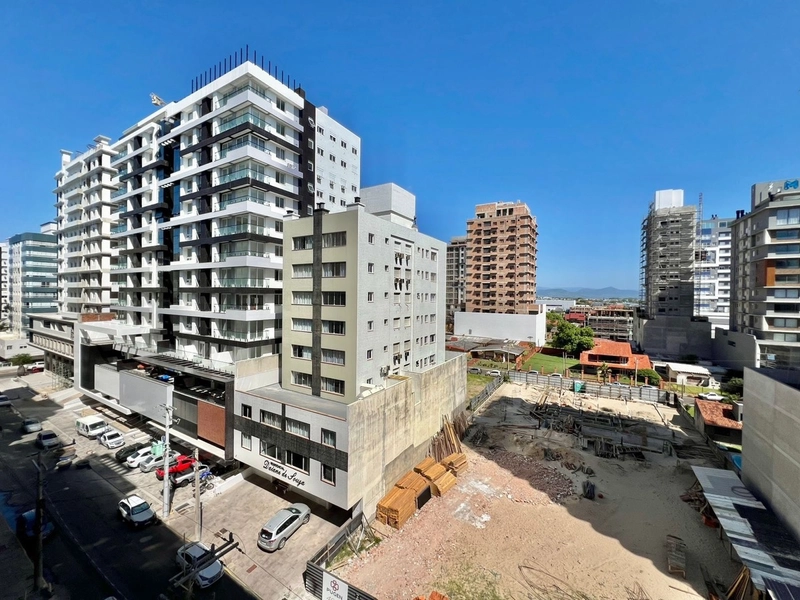 Apartamento 2 dormitórios, de frente, perto da praia, em Capão!: 4ª foto da galeria de imagens do imóvel