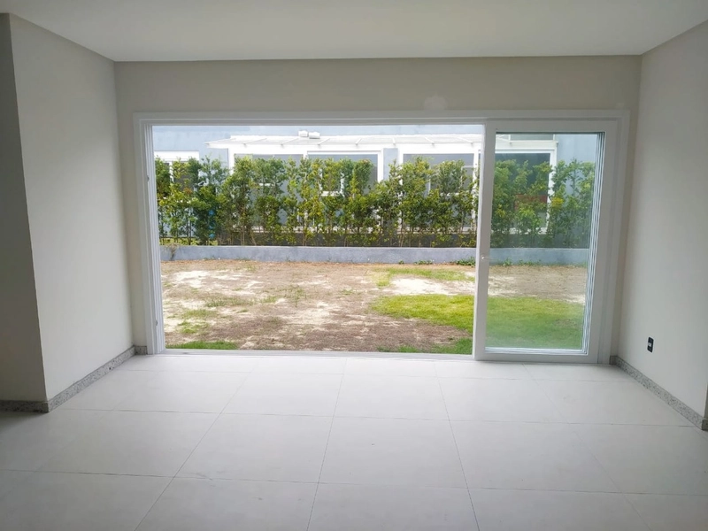 Casa plana, nova, 4 suítes, no Condomínio Dubai em Capão!: 8ª foto da galeria de imagens do imóvel