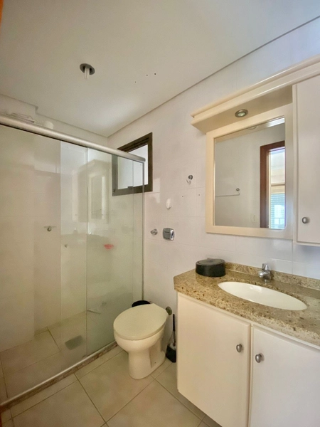 Apartamento com sacadão de frente, 3 quadras da praia, Centro!: 18ª foto da galeria de imagens do imóvel