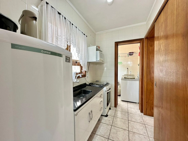 Apartamento com sacada de frente, 2 dormitórios, em Capão da Canoa!!: 6ª foto da galeria de imagens do imóvel