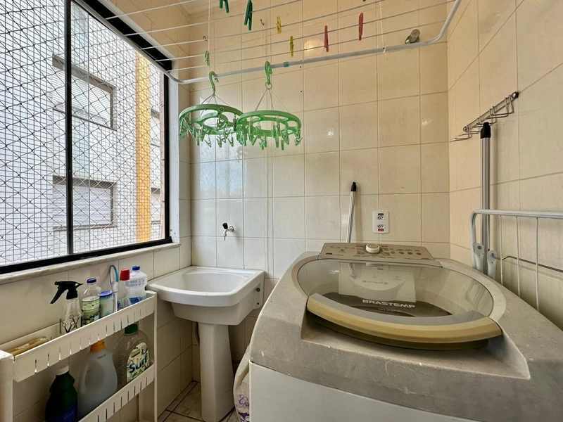 Apartamento com sacada de frente, 2 dormitórios, em Capão da Canoa!!: 9ª foto da galeria de imagens do imóvel