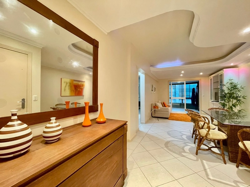 Apartamento com sacada com vista para o mar, na Av. Ubirajara!!: 8ª foto da galeria de imagens do imóvel
