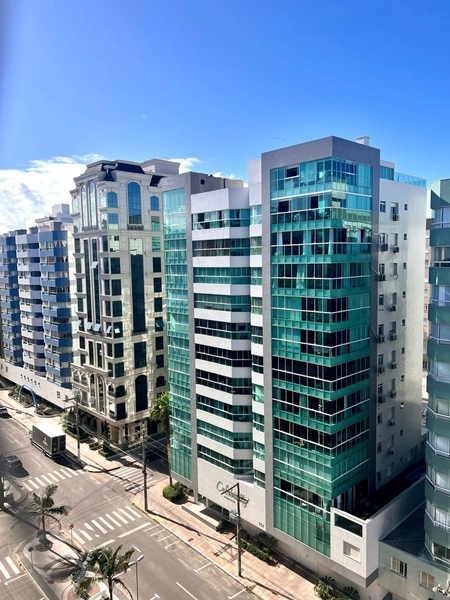 Apartamento com sacada com vista para o mar, na Av. Ubirajara!!: 4ª foto da galeria de imagens do imóvel