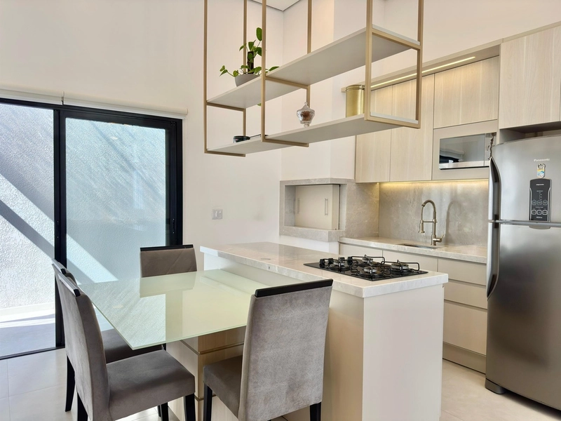 Residência decorada, 2 dormitórios, apenas 2 quadras da praia!!: 8ª foto da galeria de imagens do imóvel