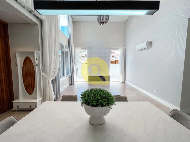 Residência nova, semi mobiliada, com piscina, em Capão da Canoa!: 11ª foto da galeria de imagens do imóvel