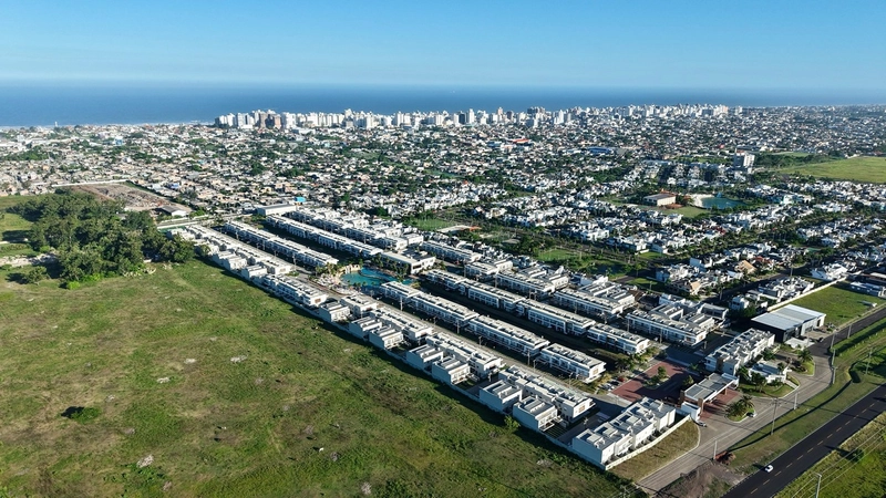 Casa pronta, beira lago, decorada, no Condomínio MURANO!: 30ª foto da galeria de imagens do imóvel