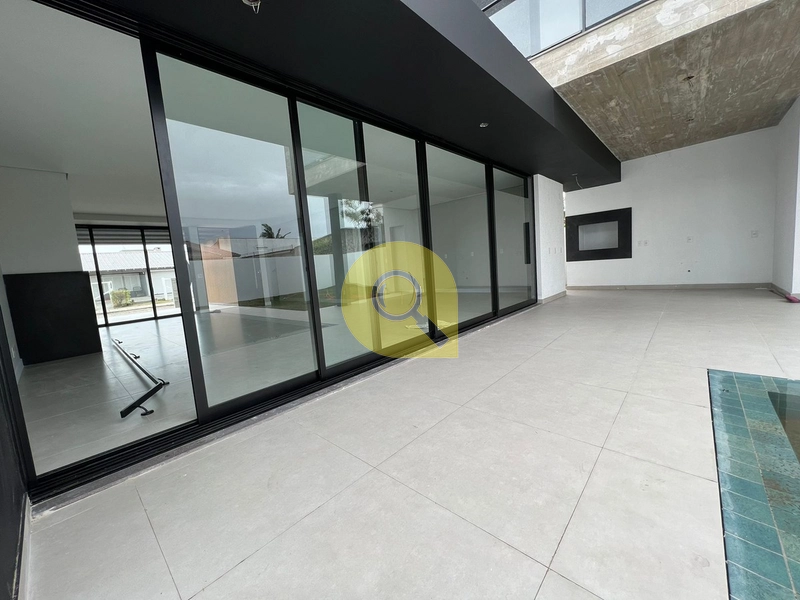 Residência 4 suítes, no Centro de Xangri-Lá, perto da praia!: 13ª foto da galeria de imagens do imóvel