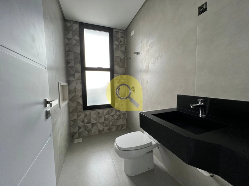 Residência 4 suítes, no Centro de Xangri-Lá, perto da praia!: 32ª foto da galeria de imagens do imóvel