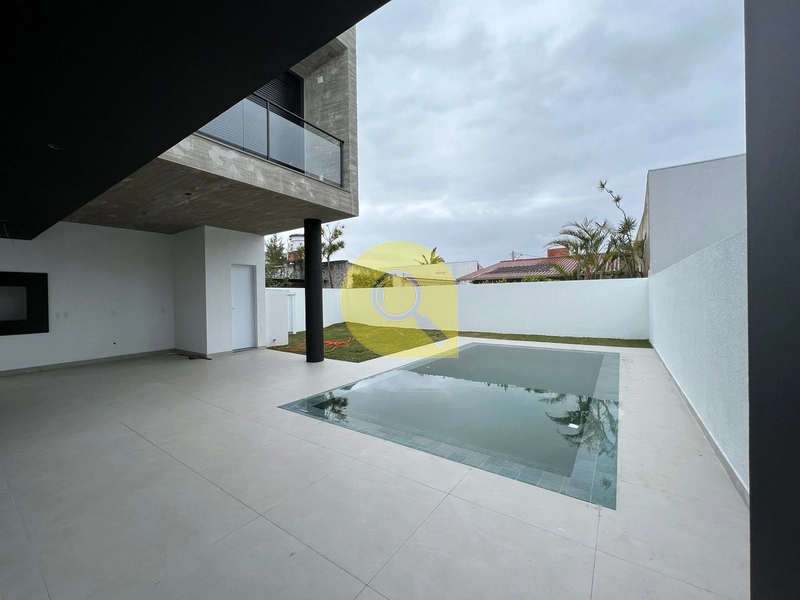 Residência 4 suítes, no Centro de Xangri-Lá, perto da praia!: 38ª foto da galeria de imagens do imóvel