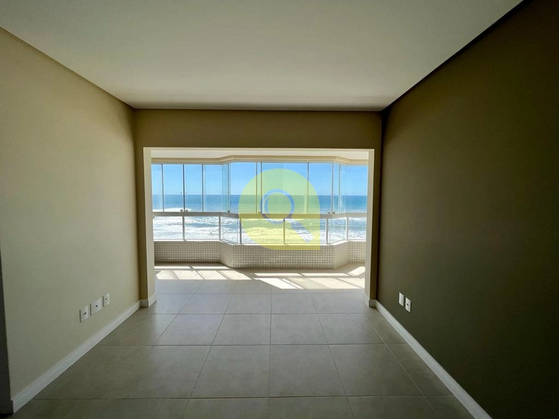 Apartamento 1 suíte com box, sacada de frente, com vista para o mar!!: 10ª foto da galeria de imagens do imóvel