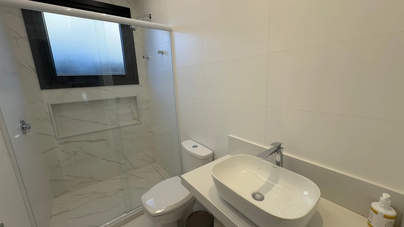 Moderna residência, 4 suítes, no Condomínio Dubai em Capão!: 31ª foto da galeria de imagens do imóvel