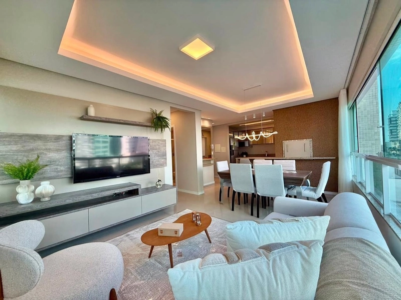 Apartamento mobiliado, de frente para à Praça Israelita, em Capão!: 3ª foto da galeria de imagens do imóvel