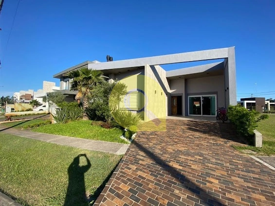 Residência plana, 4 suítes, decorada, com piscina, Cond Capão Ilhas!: 3ª foto da galeria de imagens do imóvel