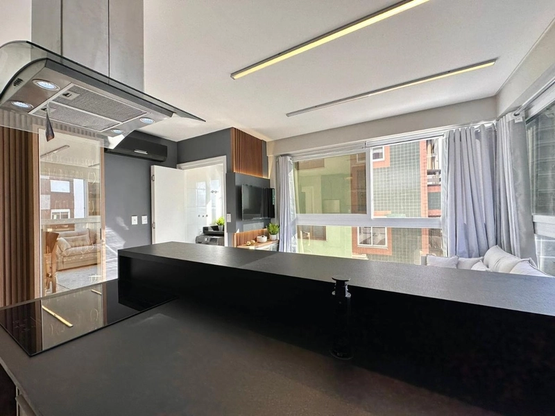 Apartamento de frente, 2 suítes, decorado, na Zona Nova, em Capão!: 7ª foto da galeria de imagens do imóvel