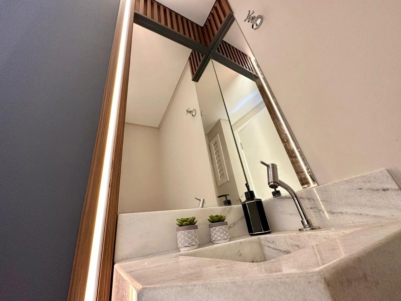 Apartamento de frente, 2 suítes, decorado, na Zona Nova, em Capão!: 13ª foto da galeria de imagens do imóvel