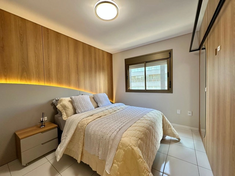 Apartamento com ampla sacada de frente, apenas 1 quadra da praia!: 23ª foto da galeria de imagens do imóvel