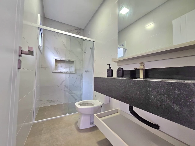 Sobrado novo, 4 suítes, à beira mar, em Capão da Canoa!: 23ª foto da galeria de imagens do imóvel