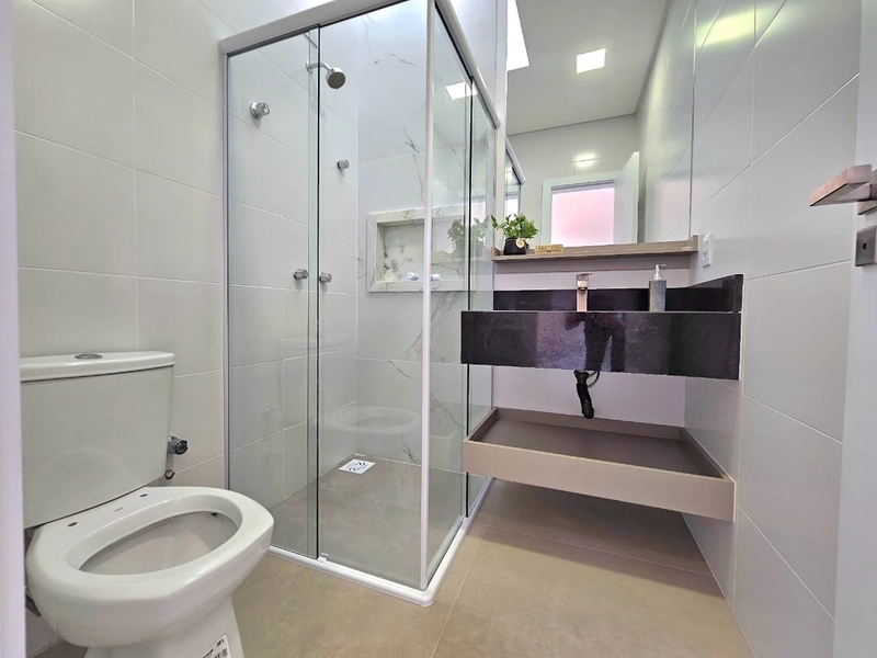 Sobrado novo, 4 suítes, à beira mar, em Capão da Canoa!: 21ª foto da galeria de imagens do imóvel