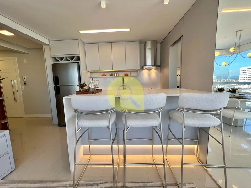 Luxuoso apartamento, novo, decorado, com vista para o mar, Centro!: 8ª foto da galeria de imagens do imóvel