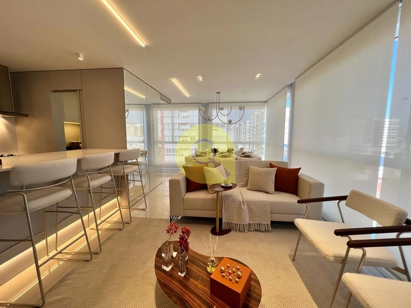 Luxuoso apartamento, novo, decorado, com vista para o mar, Centro!: 1ª foto da galeria de imagens do imóvel
