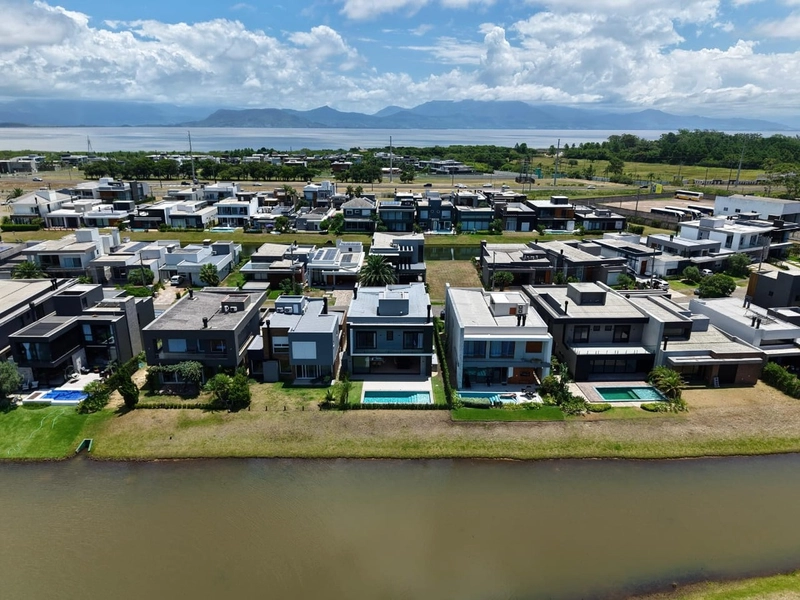 Residência beira lago, com piscina, beira lago, no Capão Ilhas!: 26ª foto da galeria de imagens do imóvel