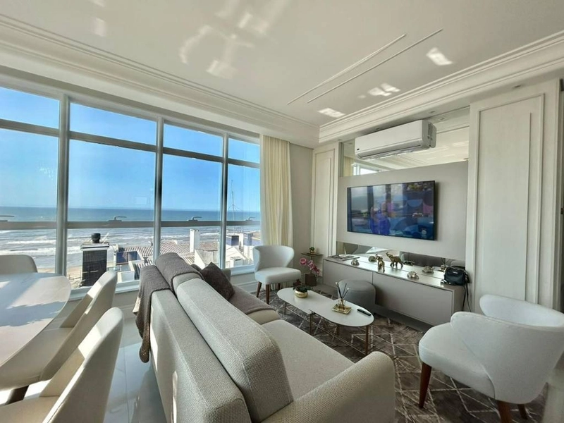 Apartamento de luxo, com vista para o mar de todos os cômodos!!: 1ª foto da galeria de imagens do imóvel