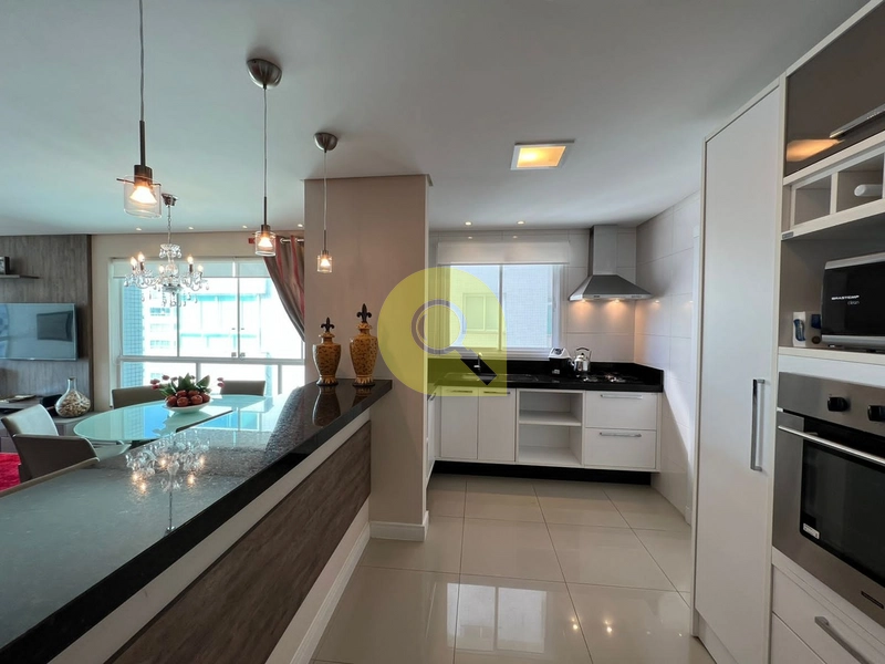 Apartamento decorado, de frente para linda Praça, edifício de luxo!: 22ª foto da galeria de imagens do imóvel