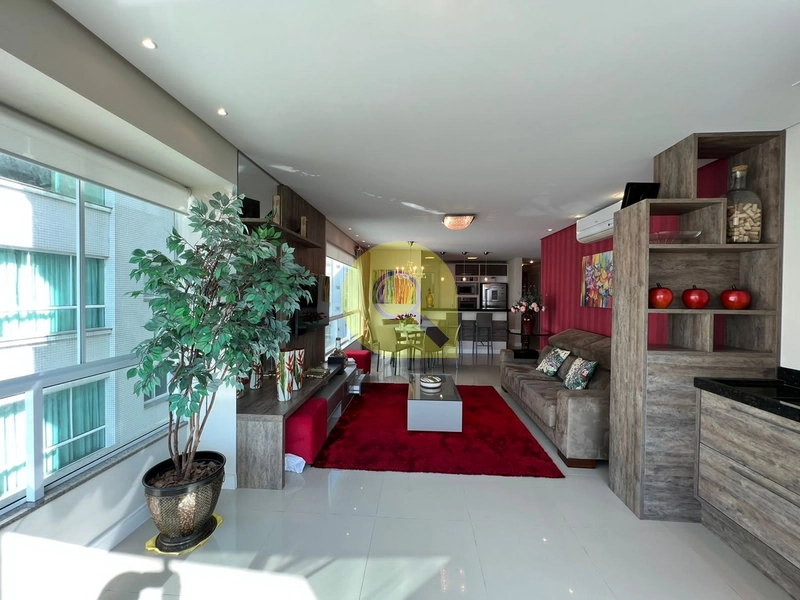 Apartamento decorado, de frente para linda Praça, edifício de luxo!: 10ª foto da galeria de imagens do imóvel