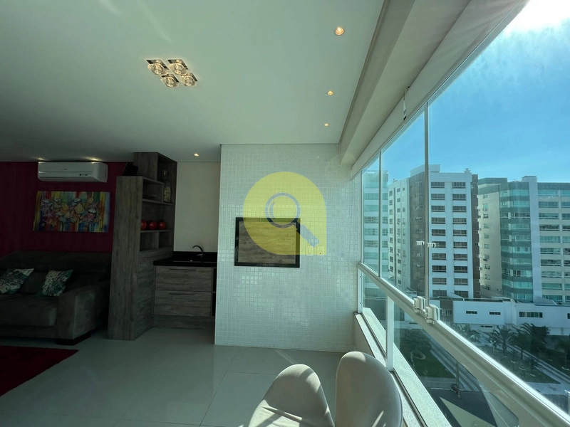 Apartamento decorado, de frente para linda Praça, edifício de luxo!: 4ª foto da galeria de imagens do imóvel