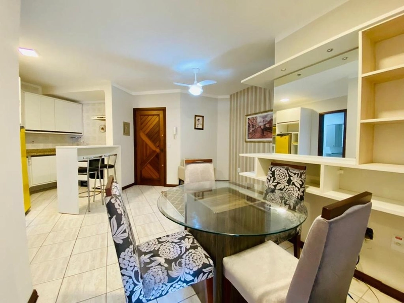 Apartamento mobiliado, pertinho da praia, na Zona Nova!: 3ª foto da galeria de imagens do imóvel