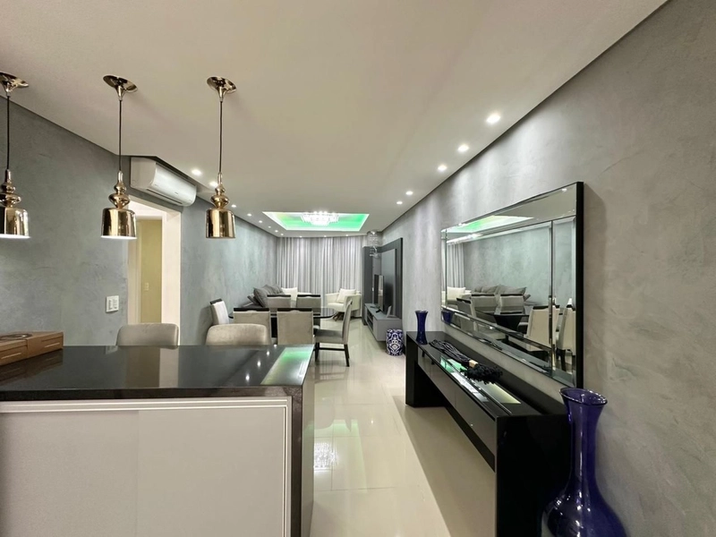 Apartamento decorado, em edifício de luxo, perto da praia!: 5ª foto da galeria de imagens do imóvel