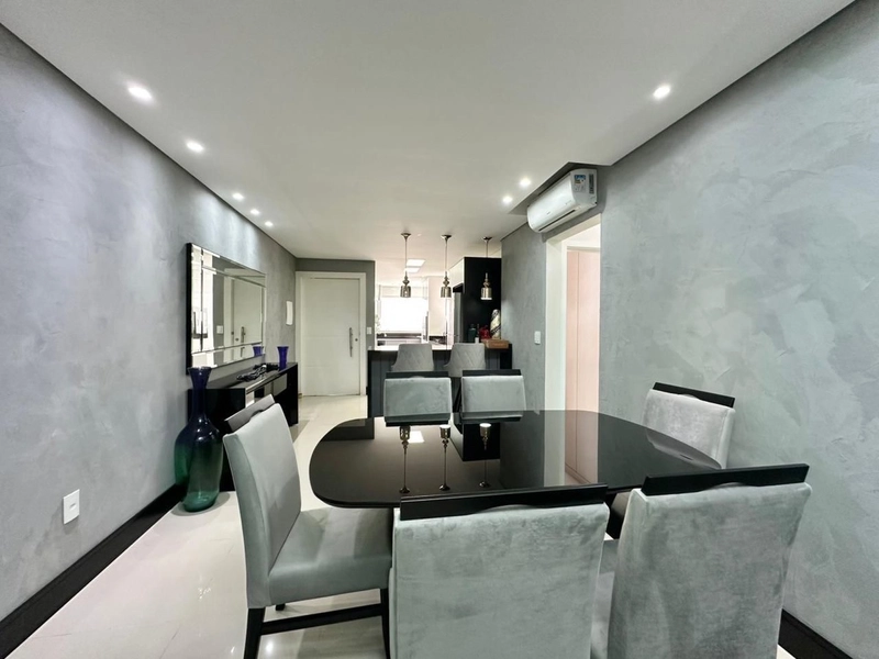 Apartamento decorado, em edifício de luxo, perto da praia!: 6ª foto da galeria de imagens do imóvel