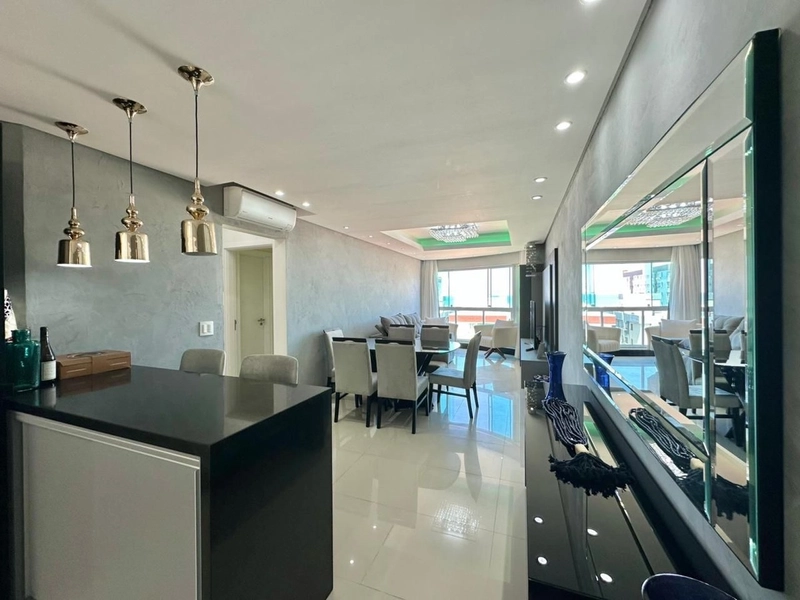 Apartamento decorado, em edifício de luxo, perto da praia!: 8ª foto da galeria de imagens do imóvel