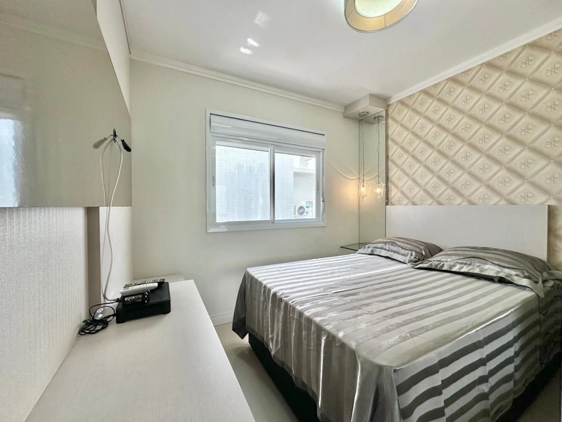 Apartamento decorado, em edifício de luxo, perto da praia!: 17ª foto da galeria de imagens do imóvel