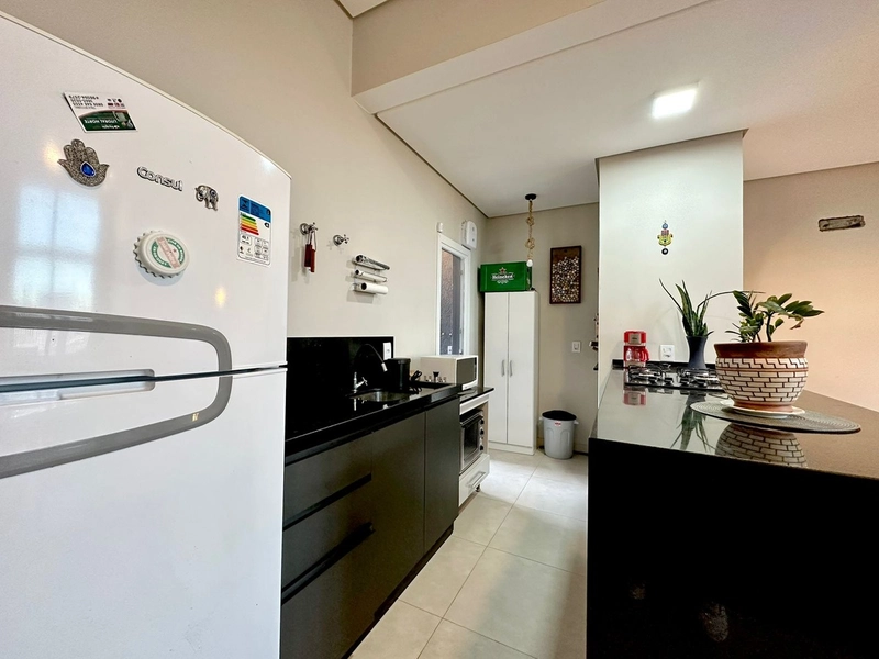 Casa nova, mobiliada, a poucos passos da praia, em Capão!: 9ª foto da galeria de imagens do imóvel
