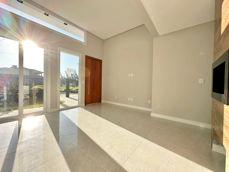 Casa nova, 3 dormitórios, pertinho da praia, em Capão da Canoa!: 5ª foto da galeria de imagens do imóvel
