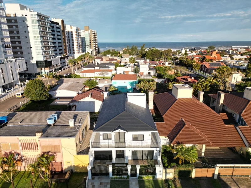Mansão Neoclássica 5 suítes, com piscina, em Atlântida!!: 60ª foto da galeria de imagens do imóvel
