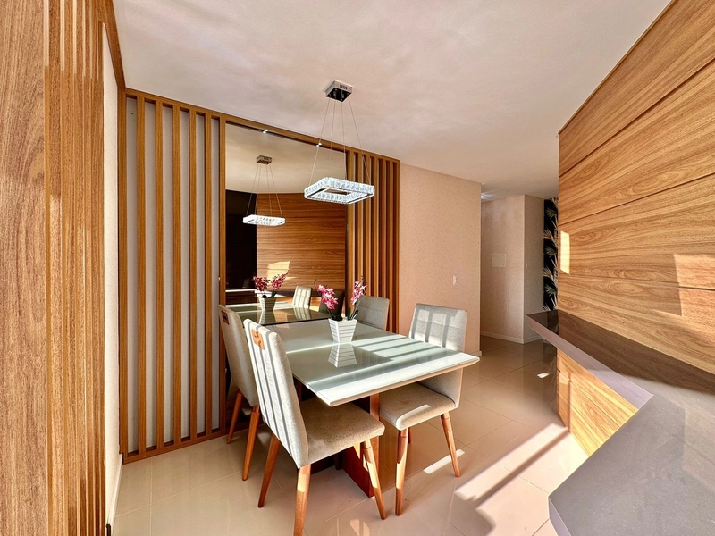 Apartamento decorado, com vista livre, no Navegantes!: 2ª foto da galeria de imagens do imóvel