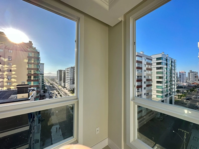 Apartamento de luxo, com vista para o mar, pertinho da praia!: 4ª foto da galeria de imagens do imóvel