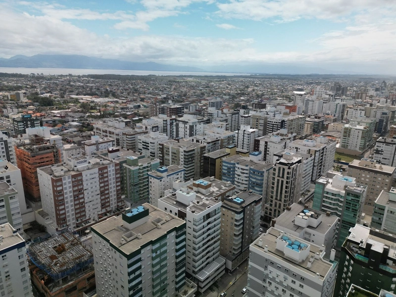Apartamento 3 suítes, com 2 vagas, terraço de frente, perto da praia!: 33ª foto da galeria de imagens do imóvel