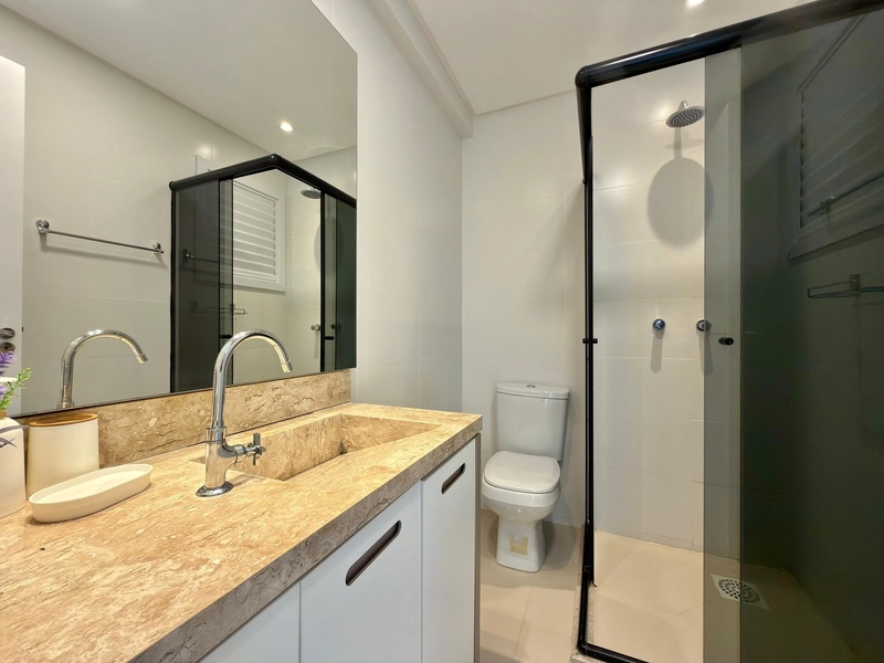 Apartamento de frente, 2 dormitórios, com box, decorado, Zona Nova!: 12ª foto da galeria de imagens do imóvel