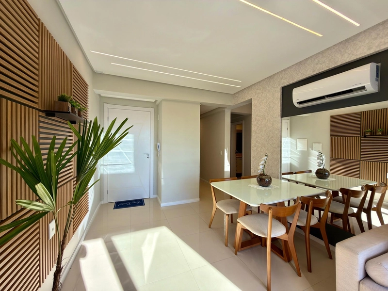 Apartamento de frente, 2 dormitórios, com box, decorado, Zona Nova!: 4ª foto da galeria de imagens do imóvel