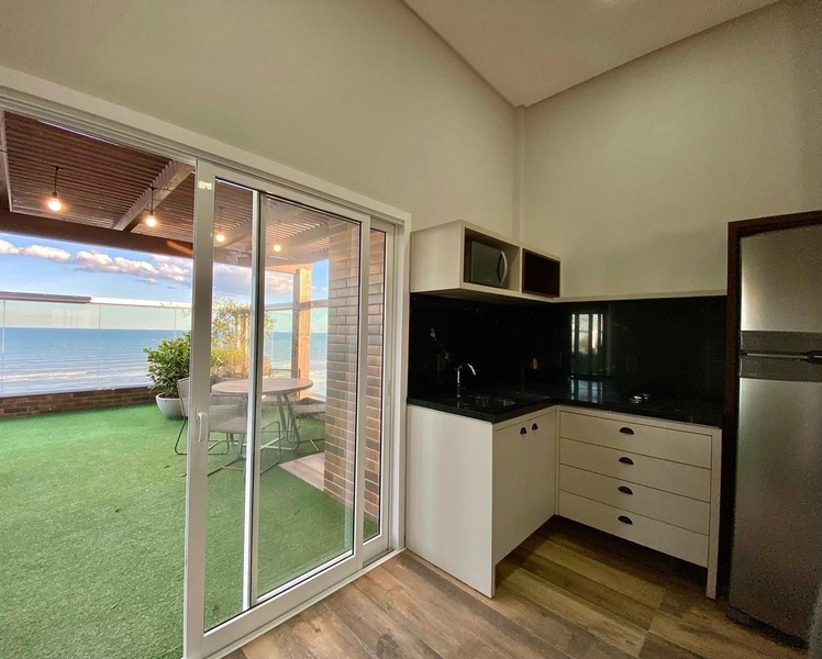 Apartamento de frente, 2 dormitórios, com box, decorado, Zona Nova!: 20ª foto da galeria de imagens do imóvel