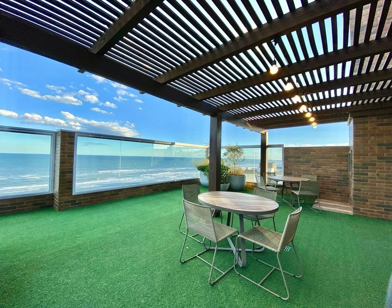 Apartamento de frente, 2 dormitórios, com box, decorado, Zona Nova!: 18ª foto da galeria de imagens do imóvel