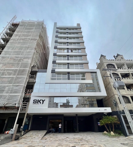 NOVIDADE: Apartamento pertinho da praia e da Praça Flávio Boianowski!: 1ª foto da galeria de imagens do imóvel