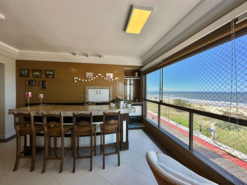 Apartamento 4 suítes, de frente para o mar, em Capão da Canoa!: 1ª foto da galeria de imagens do imóvel