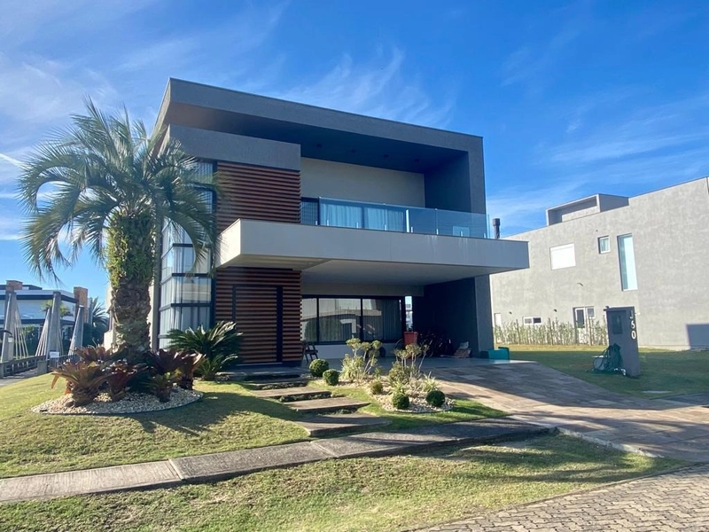 Residência 5 suítes, beira lago, com piscina, no Capão Ilhas Resort!: 1ª foto da galeria de imagens do imóvel