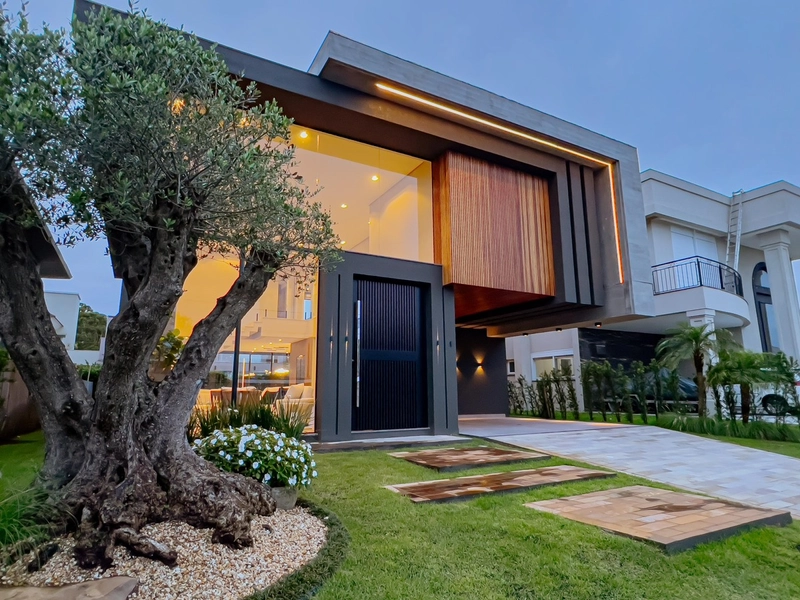 Residência nova, 5 suítes, decorada, com piscina, no Velas da Marina!: 2ª foto da galeria de imagens do imóvel