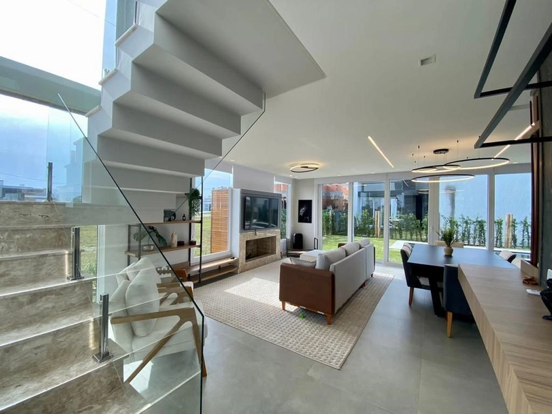 Residência 4 suítes, decorada, com piscina, no TERRASUL em Capão!: 5ª foto da galeria de imagens do imóvel