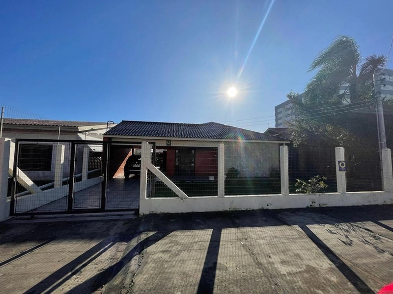 Casa plana, com amplo terreno, na Zona Nova, em Capão da Canoa!: 22ª foto da galeria de imagens do imóvel